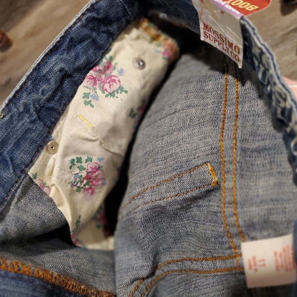 Slightly Distressed Boot Cut Jeans - Picture 6 of 10